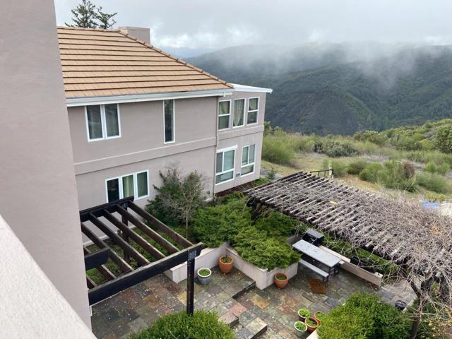 25300 Loma Prieta Avenue, Los Gatos CA: https://media.crmls.org/mediaz/a8cbd9cf-846b-4eb7-be1e-64dcff5a5ef0.jpg