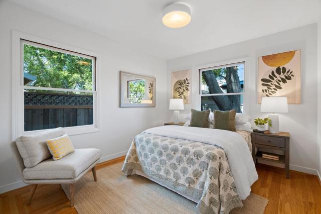 2423 Emerson Street, Palo Alto CA: https://media.crmls.org/mediaz/a8cc6522-2271-4977-81b5-4782105e20cb.jpg