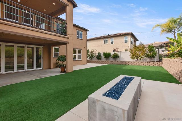 1176 Witherby Lane, Escondido CA: https://media.crmls.org/mediaz/a8cdf651-ce75-4667-a1d6-42497dc8a9bc.jpg