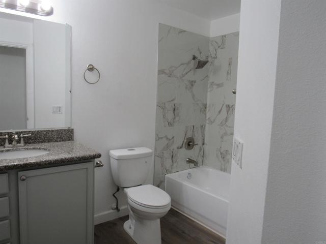 Photo #5: PTP2405617 Listing 