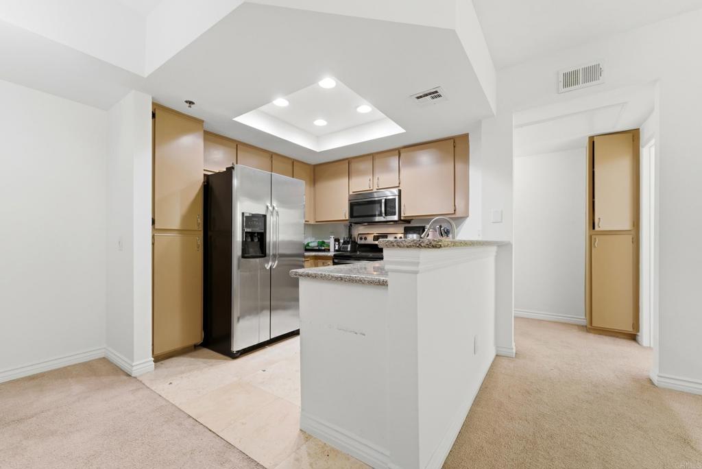 680 Camino De La Reina - photo 4