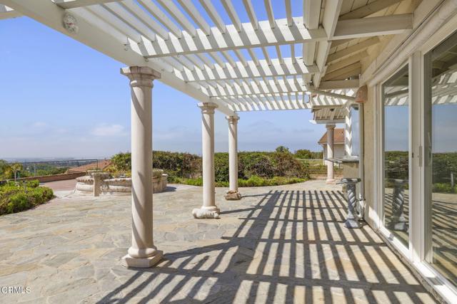 7090 El Malabar Drive, Ventura CA: https://media.crmls.org/mediaz/a8d1489a-82b6-440f-b8fc-7802196d674e.jpg
