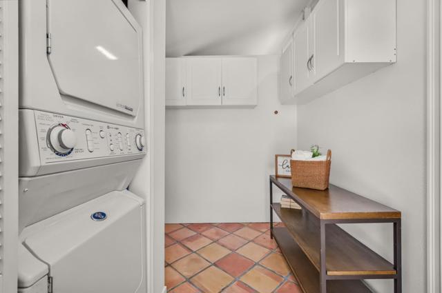 129 Olive Street, Los Gatos CA: https://media.crmls.org/mediaz/a8d1f7bf-14bf-4e1d-bf89-6ac101e13679.jpg
