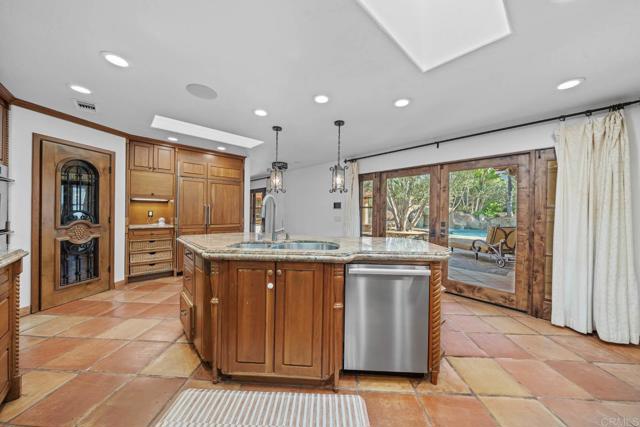 Image 41 of 75 For 647 Crest Drive