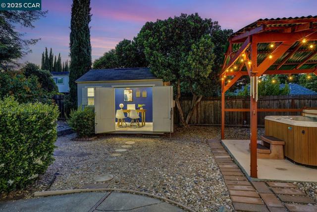 166 Madelia Place, San Ramon CA: https://media.crmls.org/mediaz/a8d4ecb5-bd2f-4027-8816-3db06a4ddfd4.jpg