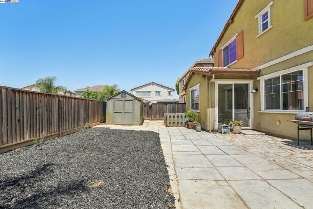 4778 Hawkins St, Antioch CA: https://media.crmls.org/mediaz/a8d5d91f-f248-41a7-b37e-8233750fe61e.jpg
