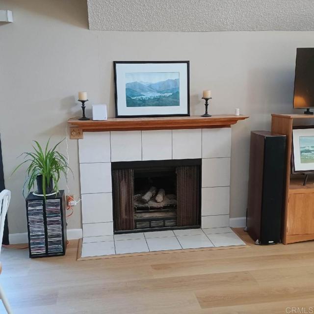 Front Image Thumbnail for CRNDP2608541