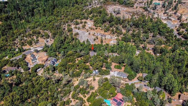 21451 Phoenix Lake Rd, Sonora CA: https://media.crmls.org/mediaz/a8d5fa29-ea17-432e-bc14-fd05f96a5fce.jpg