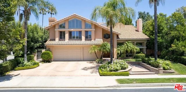 10214 Candleberry Lane, Northridge CA: https://media.crmls.org/mediaz/a8d7fc87-ef50-4129-9a8c-a101f60ab5af.jpg