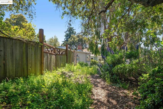 0 Fairview Ave, Richmond CA: https://media.crmls.org/mediaz/a8da891b-9097-449f-958f-7d4ef6384ad9.jpg