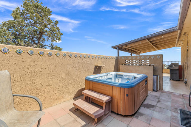 70770 S View Drive, Mountain Center CA: https://media.crmls.org/mediaz/a8db027d-e989-406d-80f9-9cf02353b4e5.jpg
