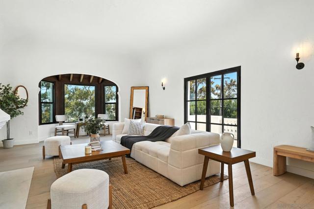 4388 HAWK STREET, San Diego CA: https://media.crmls.org/mediaz/a8db2141-68c4-4691-b233-d014da1a753c.jpg