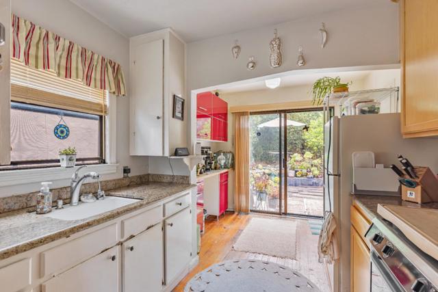 154 San Benito Road, Brisbane CA: https://media.crmls.org/mediaz/a8dbd9b4-92b3-458d-b8fa-30b87c30e789.jpg