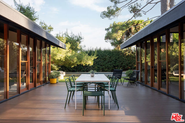 2050 La Fremontia Street, South Pasadena CA: https://media.crmls.org/mediaz/a8dc0c43-55ee-4abe-9ddb-704c10926970.jpg