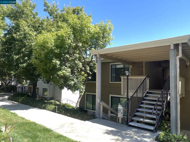 1116 Oakmont Dr #1, Walnut Creek, CA 94595