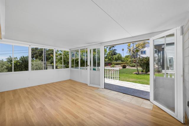 1440 Forest Avenue, Carlsbad CA: https://media.crmls.org/mediaz/a8dd1047-d8d9-416d-bfa2-4588db76e14a.jpg