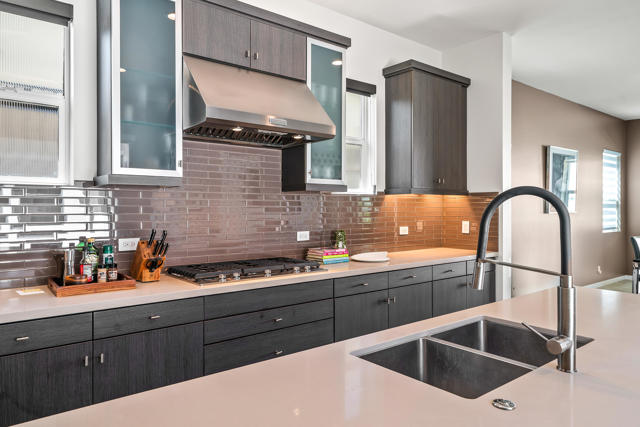 1325 Passage Street, Palm Springs CA: https://media.crmls.org/mediaz/a8de8a69-0cdd-4784-99f9-5e44b2982651.jpg