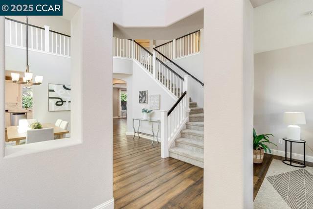 113 St Laurent Ct, Martinez CA: https://media.crmls.org/mediaz/a8deaad4-5f74-4fc7-9e57-27727d6d028e.jpg