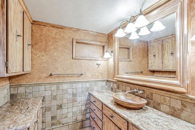 1139 W Parr Avenue, Campbell CA: https://media.crmls.org/mediaz/a8deacf4-3c00-4698-9c79-9d58f70bb3e9.jpg