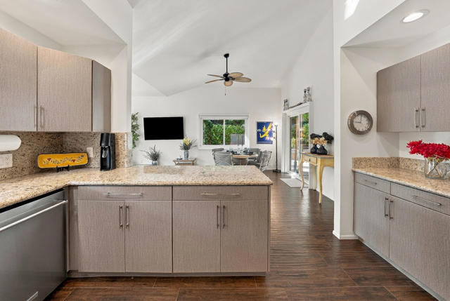 131 Vista Monte, Palm Desert, CA 92260