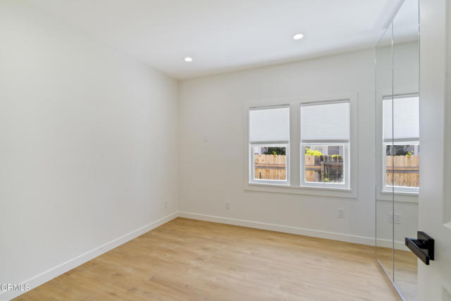 Detail Gallery Image 14 of 35 For 83 S Greenwood Ave, Pasadena,  CA  - 3 Beds | 2 Baths