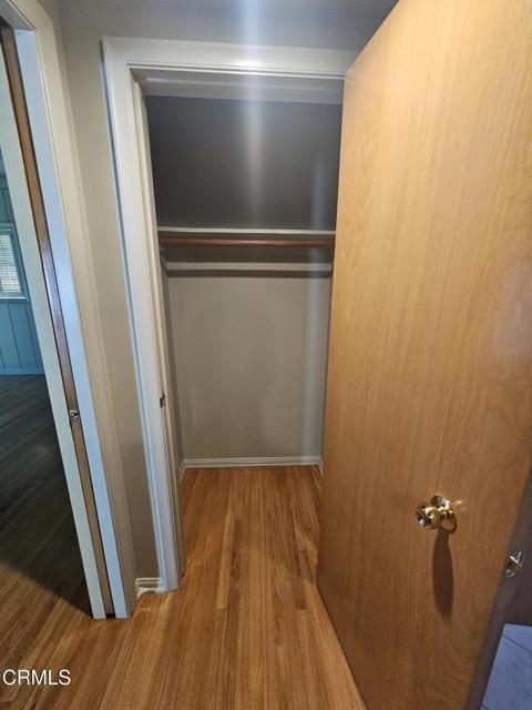 Detail Gallery Image 16 of 27 For 1404 Shady Glen Rd, Glendale,  CA 91208 - 4 Beds | 3 Baths