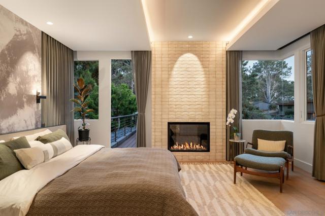 404 Pine Needles, Del Mar CA: https://media.crmls.org/mediaz/a8e31bf0-083d-4df6-9e09-6769d1352cb5.jpg