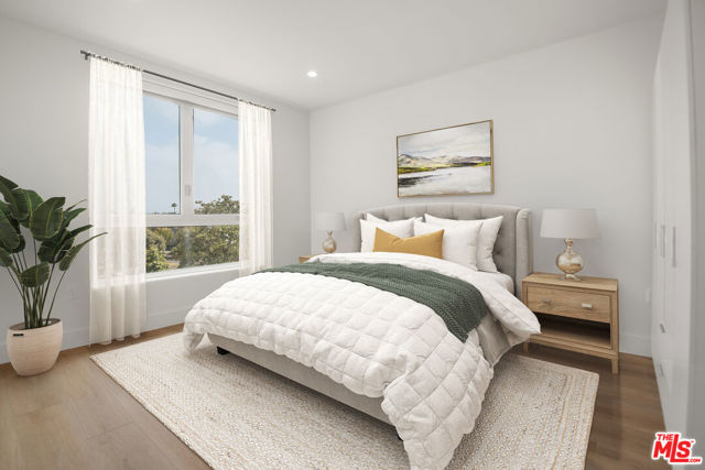 4418 S Slauson Avenue, Culver City CA: https://media.crmls.org/mediaz/a8e33004-2321-43b1-ac4d-17a594918da4.jpg