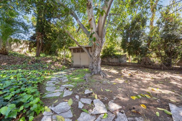 2195 Hayden Way, San Diego CA: https://media.crmls.org/mediaz/a8e43758-3f7d-41e6-90e1-1966edd84629.jpg