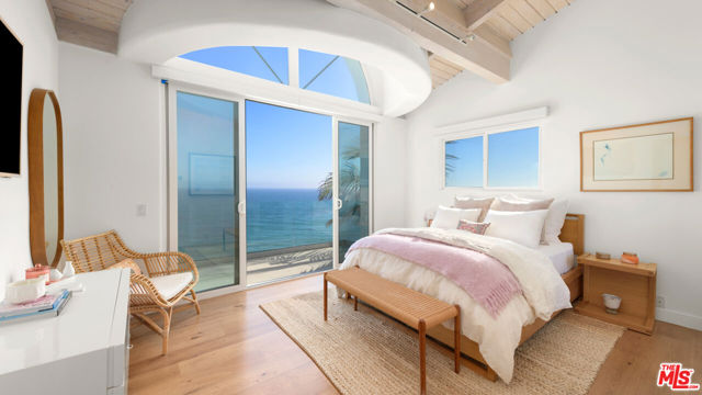 31654 Broad Beach Road, Malibu, California 90265, 4 Bedrooms Bedrooms, ,3 BathroomsBathrooms,Single Family Residence,For Sale,Broad Beach,24423277