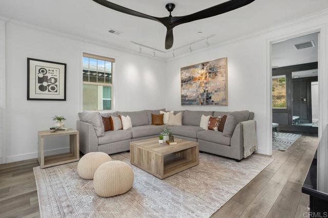 3157 Salina rd, Carlsbad CA: https://media.crmls.org/mediaz/a8e4d04d-eb93-4e24-8739-1ed43e205a53.jpg