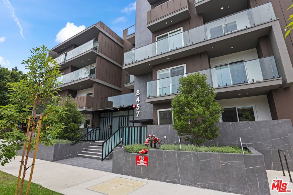 8457 Blackburn Avenue #205
