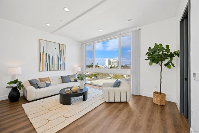 4079 1st Ave, San Diego CA: https://media.crmls.org/mediaz/a8e75355-ef27-4fb6-bc87-45979bbee0c9.jpg