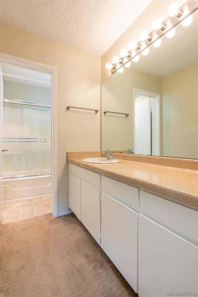 1855 Diamond St - photo 18