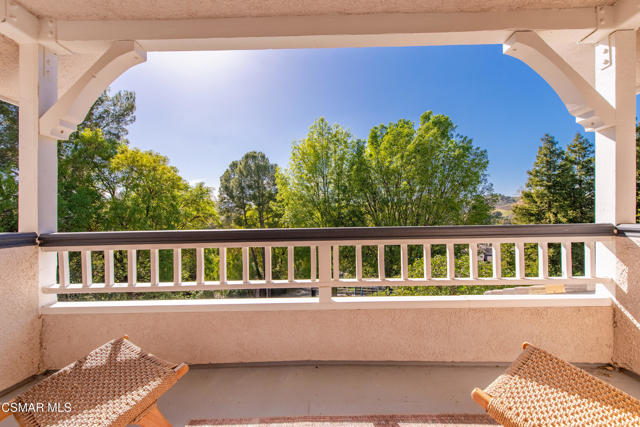 6144 1/4 Chesebro Road, Agoura Hills CA: https://media.crmls.org/mediaz/a8e7a90a-7c78-4c2f-9679-e9ef85b8baa6.jpg