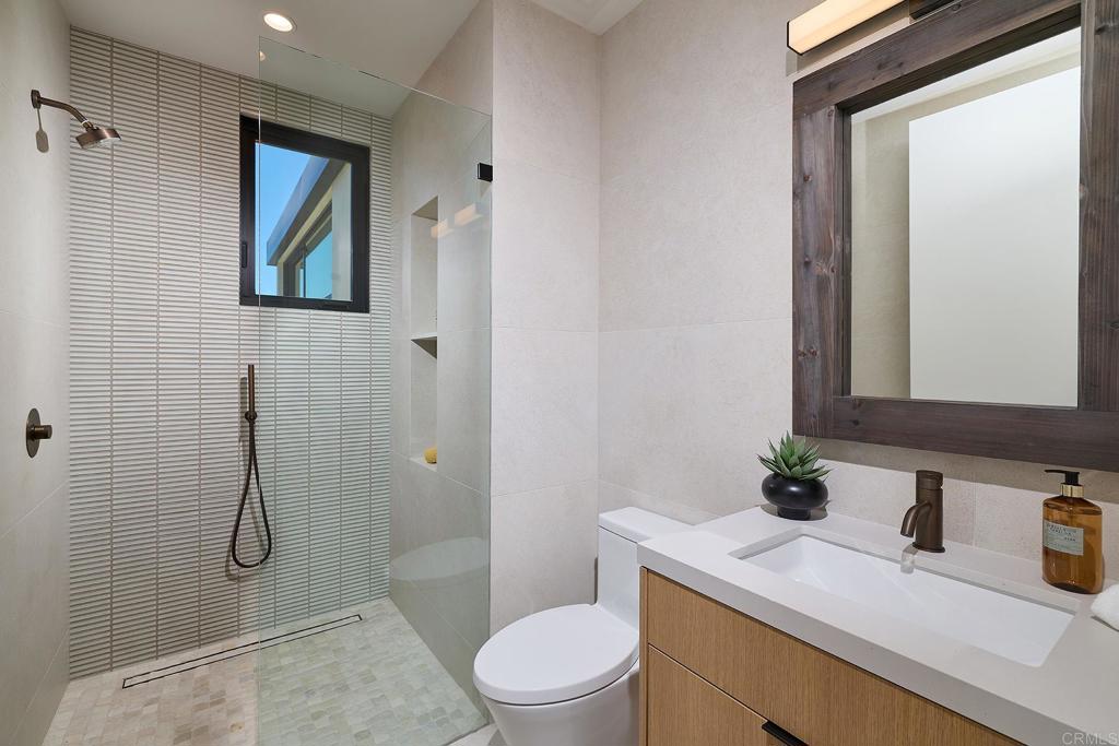 228 Helix - photo 14