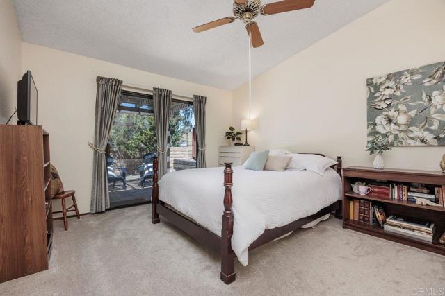 1440 Tennis Match Way, Encinitas CA: https://media.crmls.org/mediaz/a8e88488-7402-48b1-a8f1-eff5ae451952.jpg