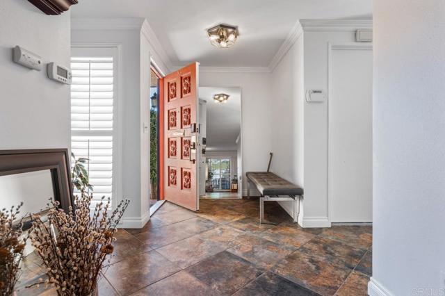 Image 5 of 75 For 6960 Caminito Curva