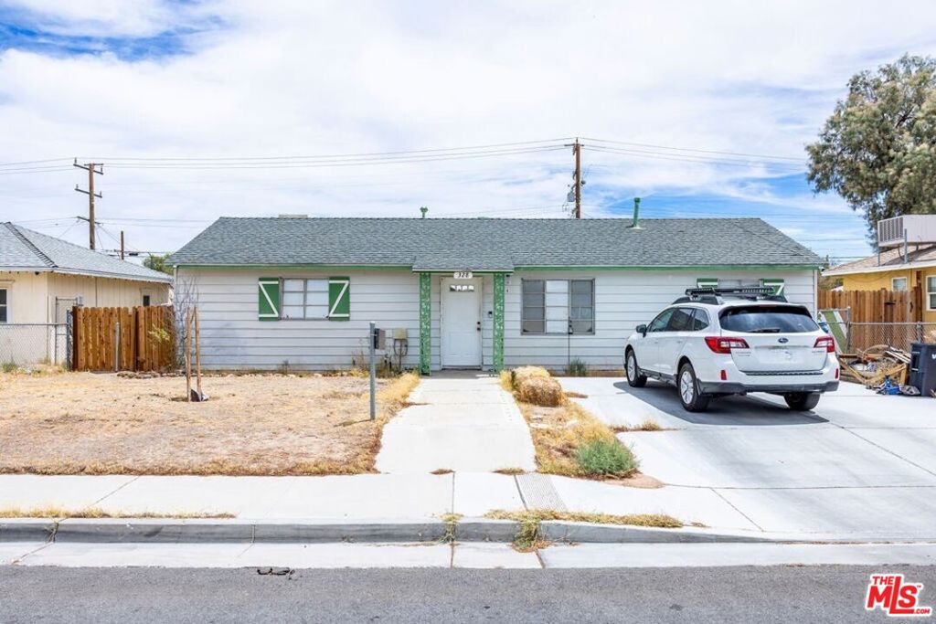 328 N Warner Street