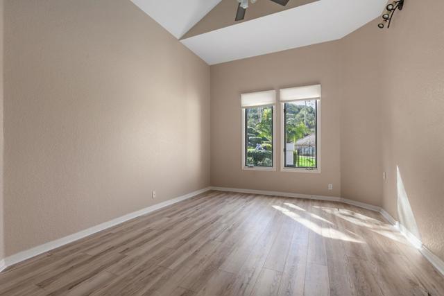 14231 Fox Run Row, San Diego CA: https://media.crmls.org/mediaz/a8ebdf73-228c-4bc6-b6cb-c9473db81f82.jpg