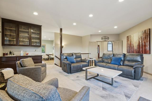 1055 W Dunne Avenue, Morgan Hill CA: https://media.crmls.org/mediaz/a8ec21ca-e2ad-40be-8ec7-1f6122b2a743.jpg