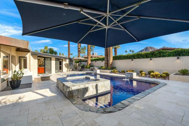 45371 Rancho Palmeras Drive, Indian Wells CA: https://media.crmls.org/mediaz/a8ec52f4-3c46-46d9-8c02-205748150025.jpg
