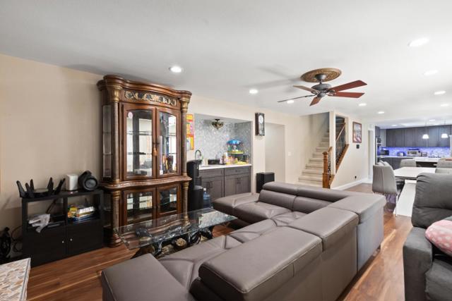 1170 Ridgemont Place, Concord CA: https://media.crmls.org/mediaz/a8ed21be-0f58-487e-8b40-d16d26085a15.jpg