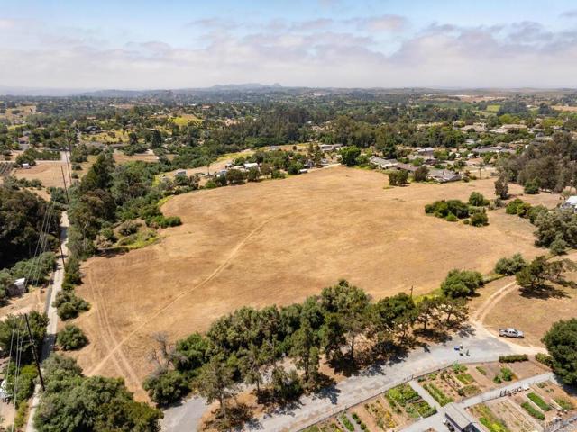 0 McDonald, Fallbrook CA: https://media.crmls.org/mediaz/a8edd366-f3ce-4264-8637-d8d13bcdda9b.jpg