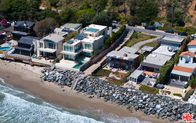 Image 8 of 12 For 31340 Broad Beach Road