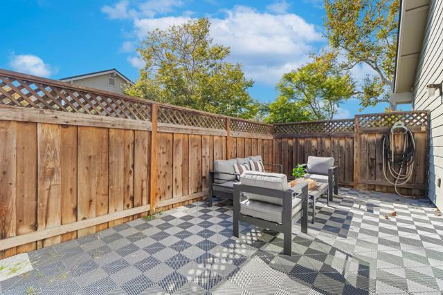 851 Peary Lane, Foster City CA: https://media.crmls.org/mediaz/a8eea3ac-3462-4f32-b7f7-f430e59fdce7.jpg
