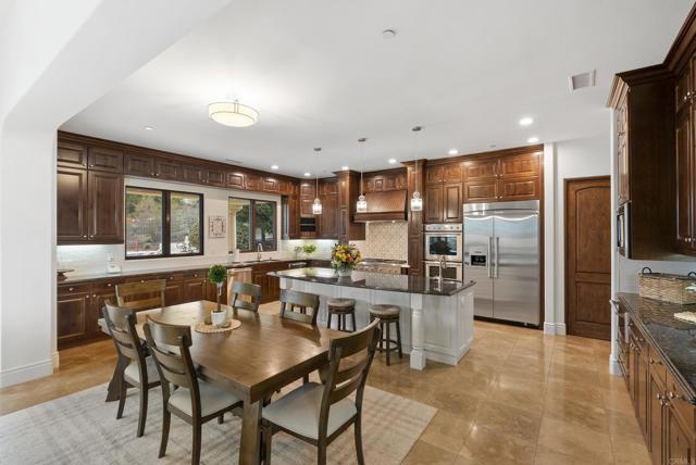 Detail Gallery Image 18 of 49 For 4229 Bridlewood Rd, Fallbrook,  CA 92028 - 4 Beds | 3/1 Baths