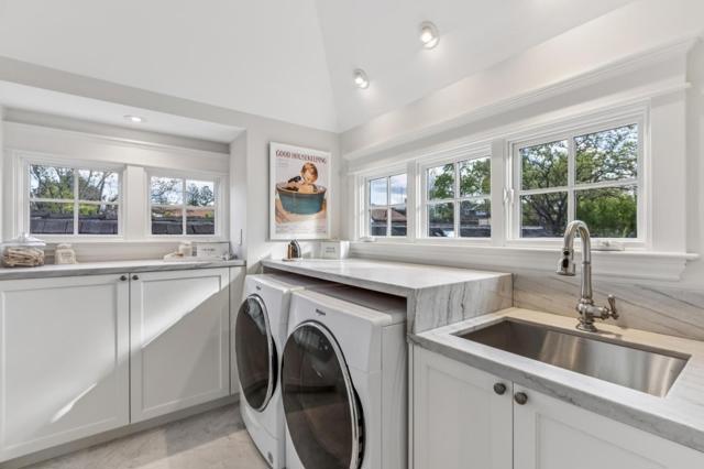 17930 Vineland Avenue, Monte Sereno CA: https://media.crmls.org/mediaz/a8f137bf-d28b-4259-a97c-624b53bdc37b.jpg