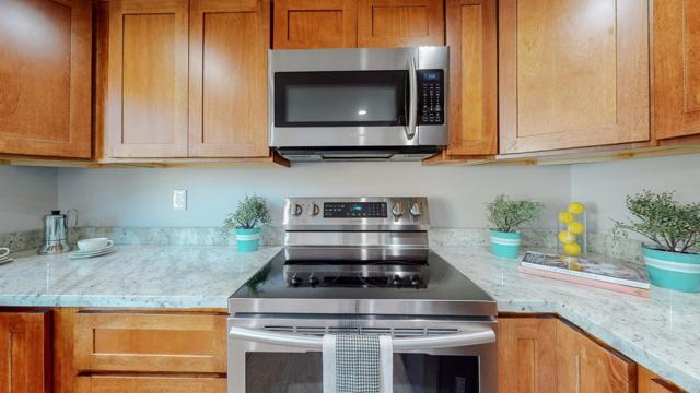 2 Morning Sun Court, Mountain View CA: https://media.crmls.org/mediaz/a8f13d82-4055-4a53-8851-8f2873ad8eb8.jpg