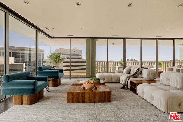 9255 Doheny Road, West Hollywood CA: https://media.crmls.org/mediaz/a8f1f49d-adfc-41e4-84fe-34a2aedb56eb.jpg